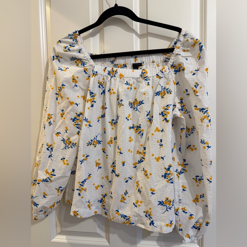 Ann Taylor square neck long sleeve blouse top.